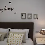 La Casa Di Maria 4* Neapel